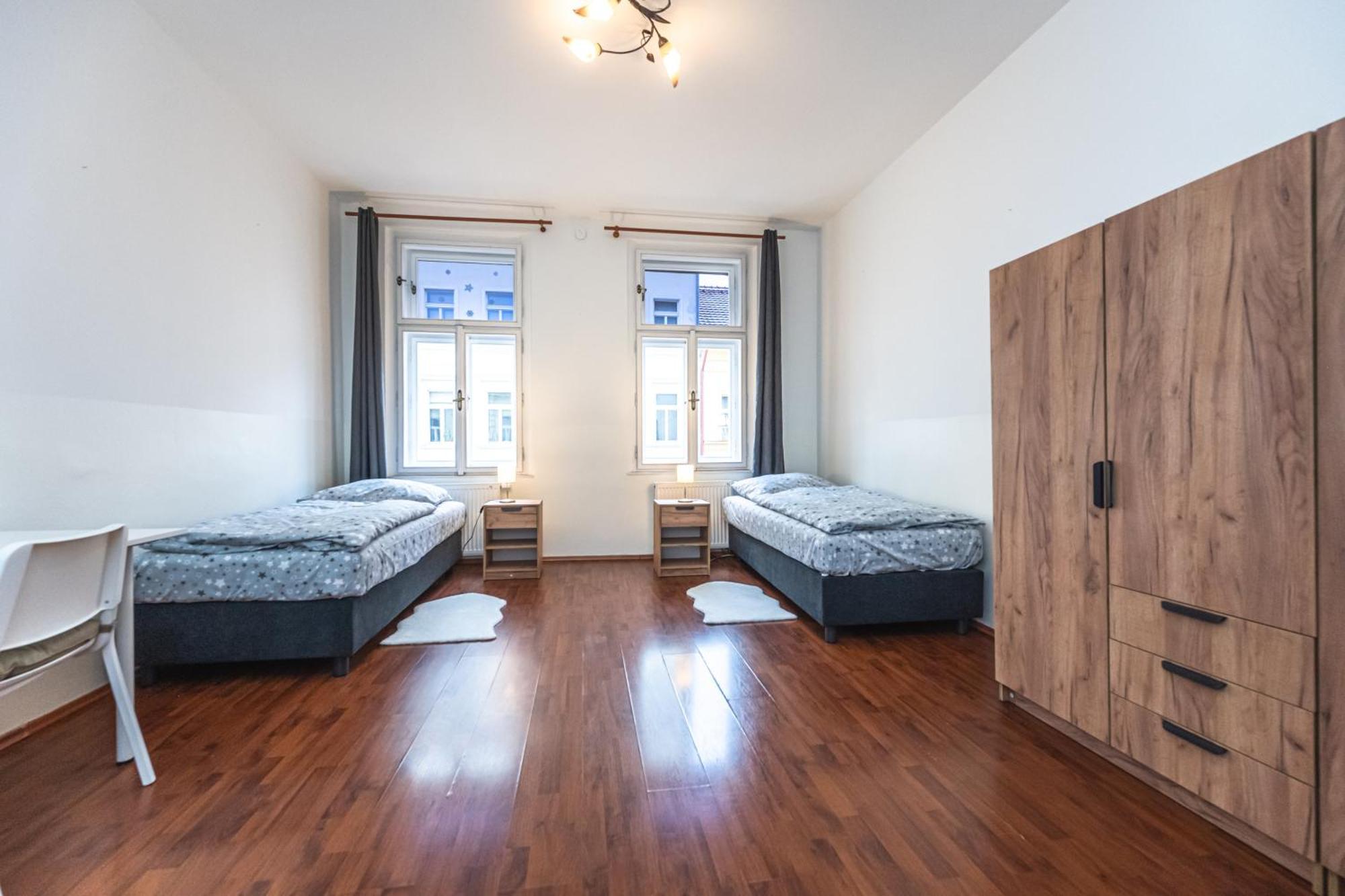 Apartments Kamenicka 23 Praga Zewnętrze zdjęcie