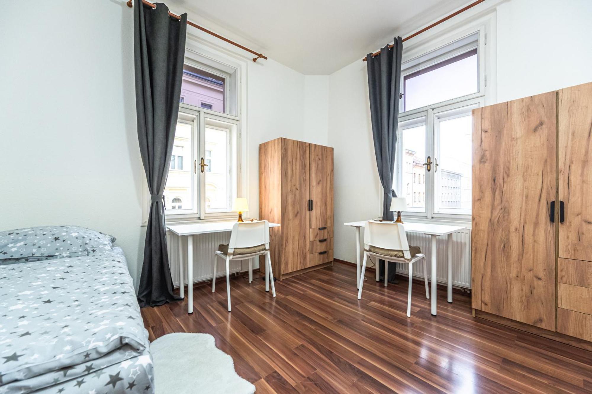 Apartments Kamenicka 23 Praga Zewnętrze zdjęcie