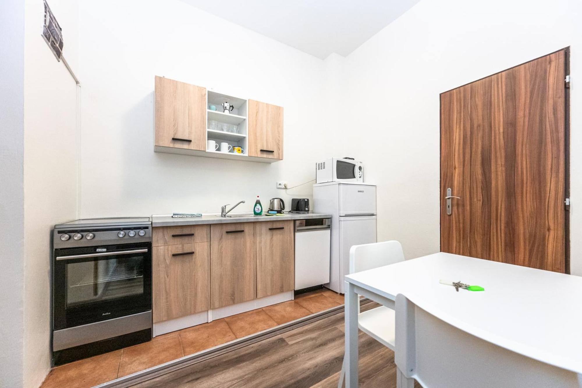 Apartments Kamenicka 23 Praga Zewnętrze zdjęcie