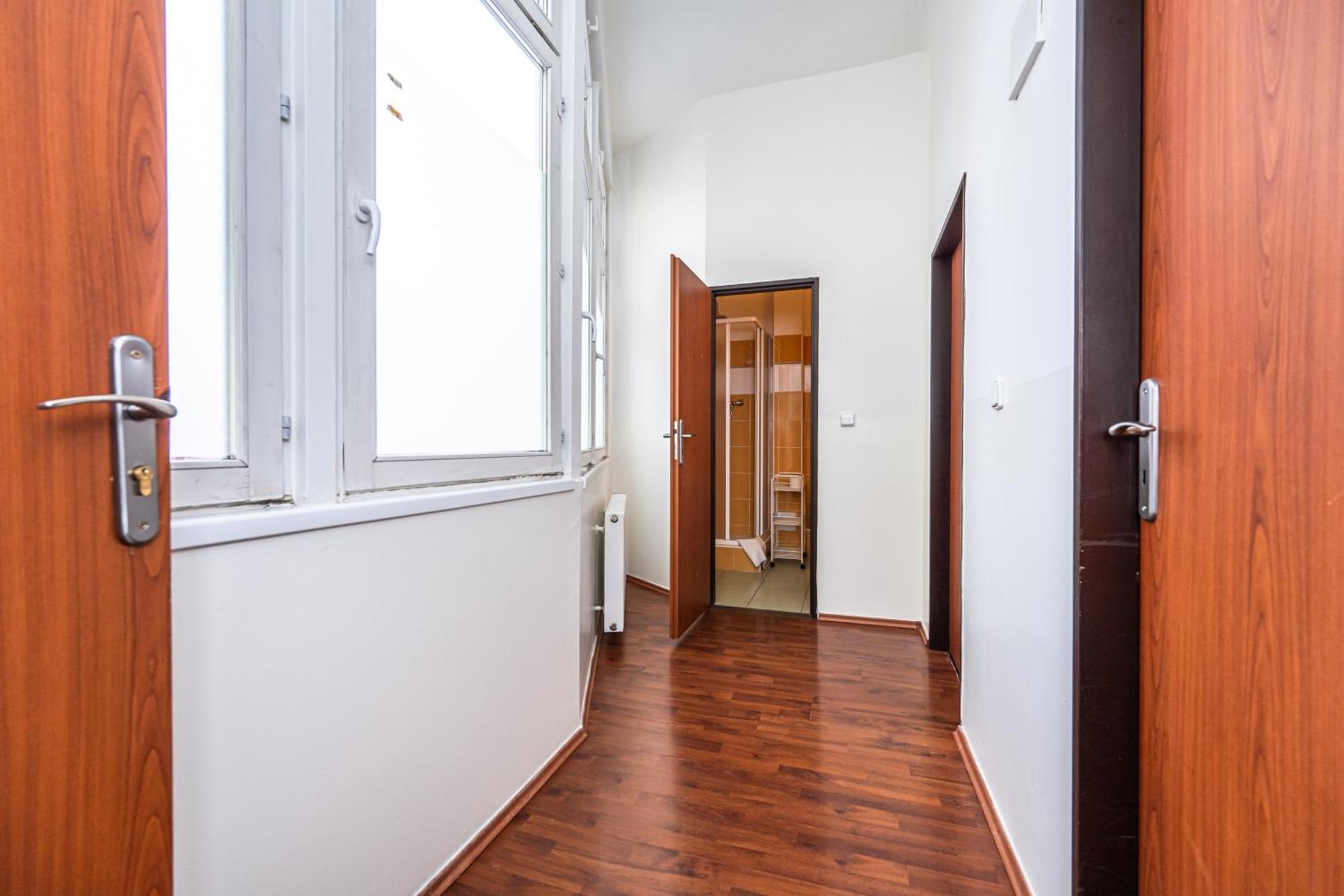 Apartments Kamenicka 23 Praga Zewnętrze zdjęcie