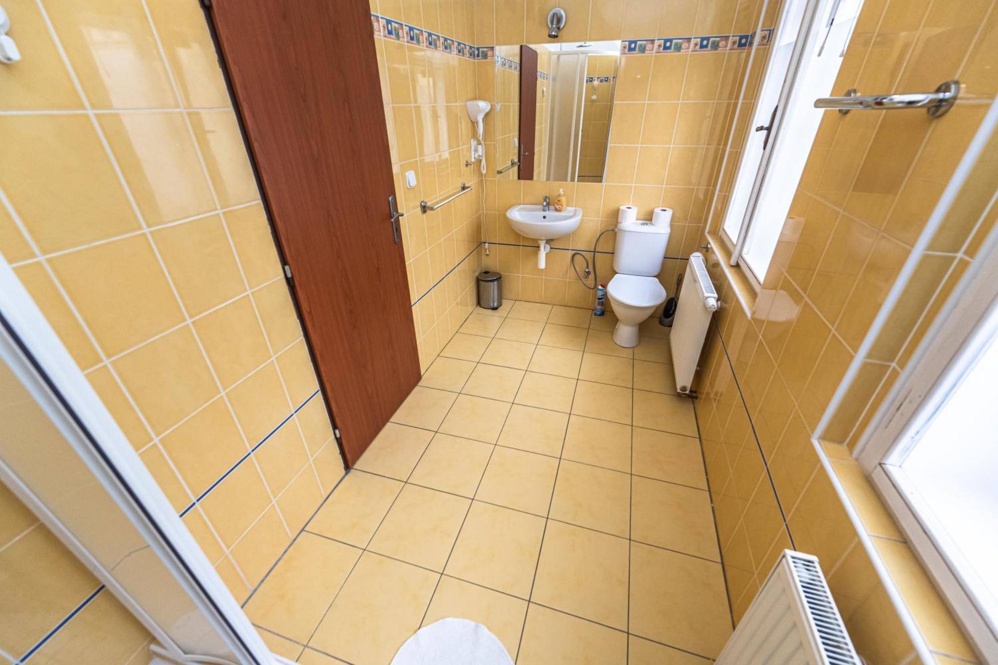 Apartments Kamenicka 23 Praga Zewnętrze zdjęcie