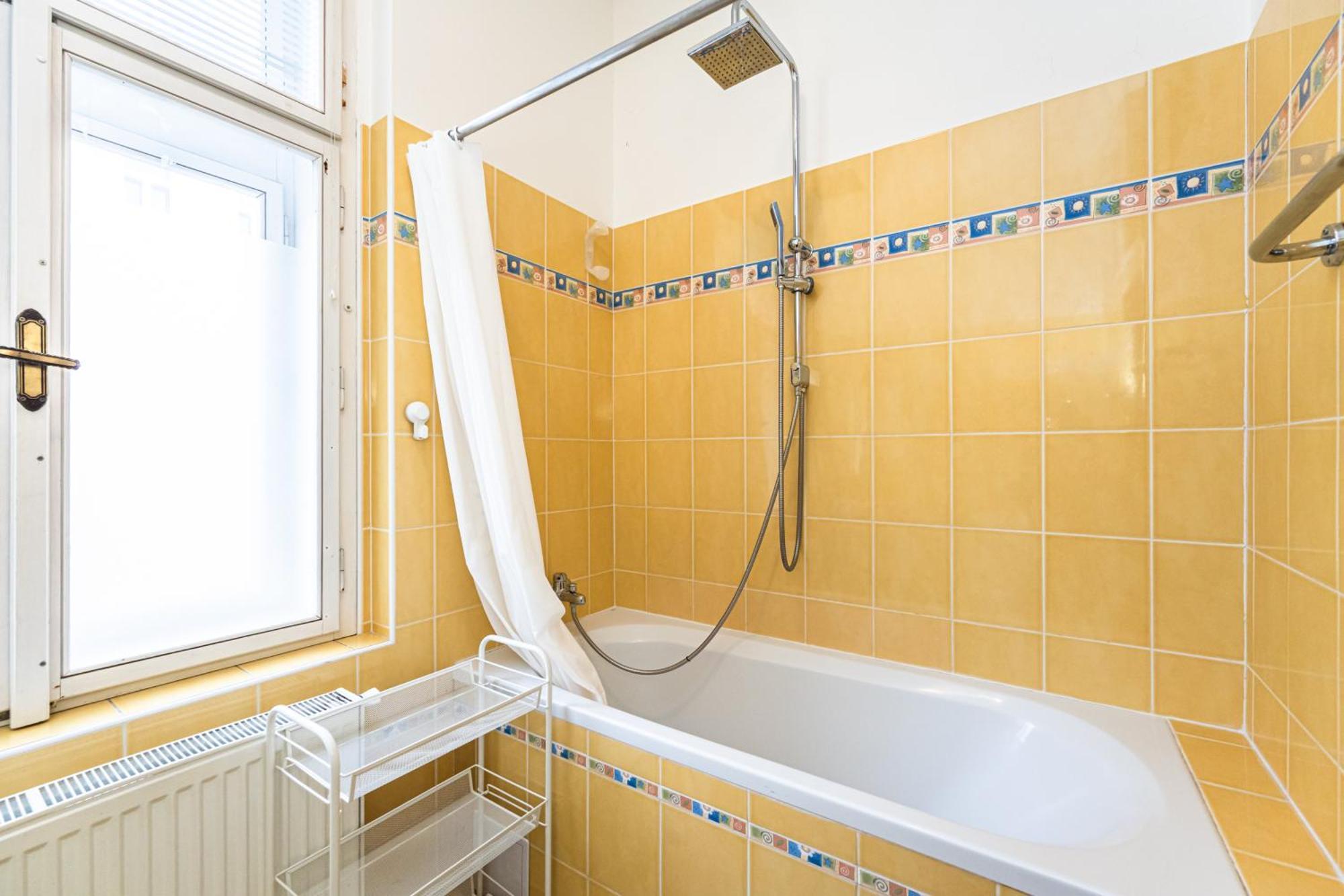 Apartments Kamenicka 23 Praga Zewnętrze zdjęcie