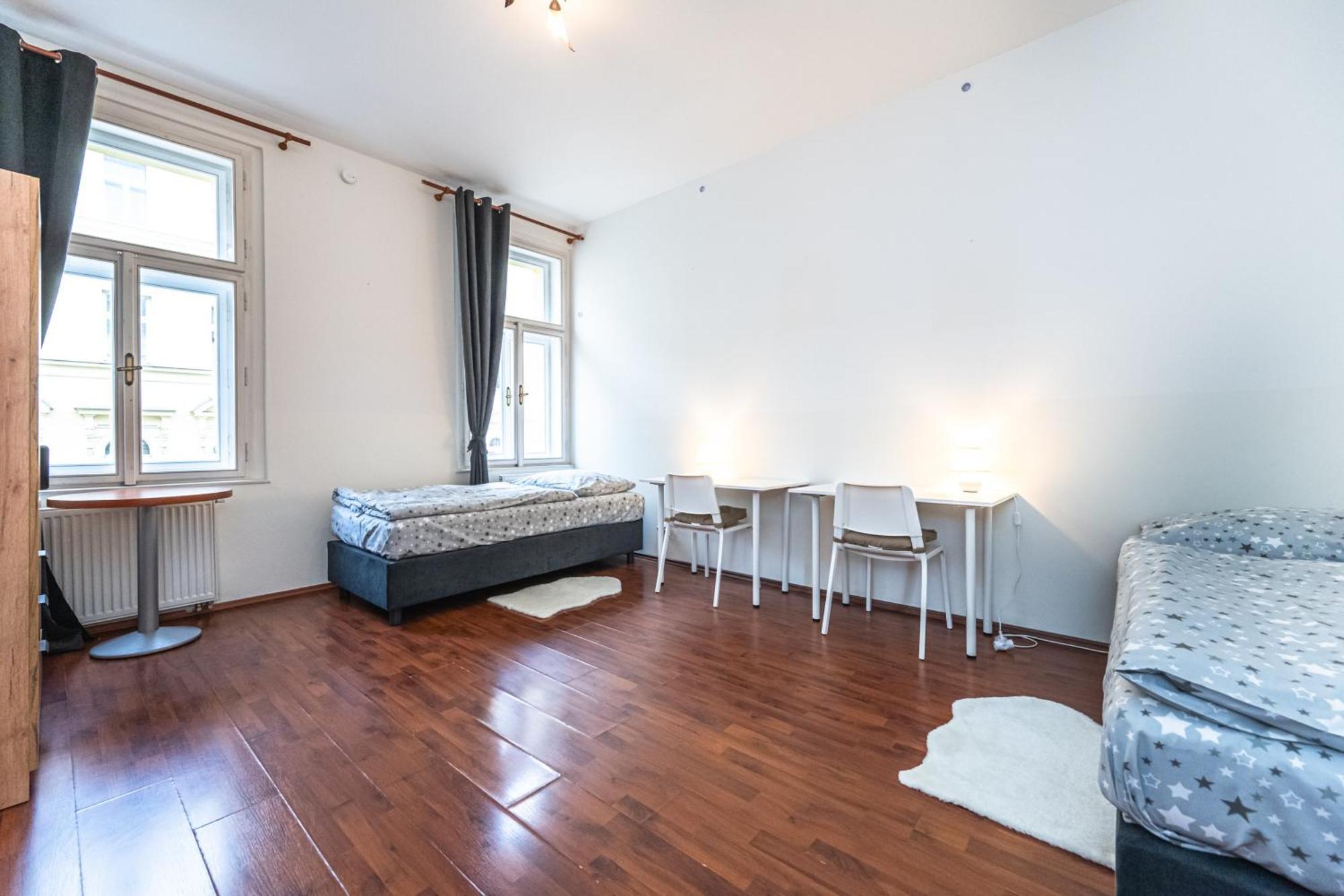 Apartments Kamenicka 23 Praga Zewnętrze zdjęcie