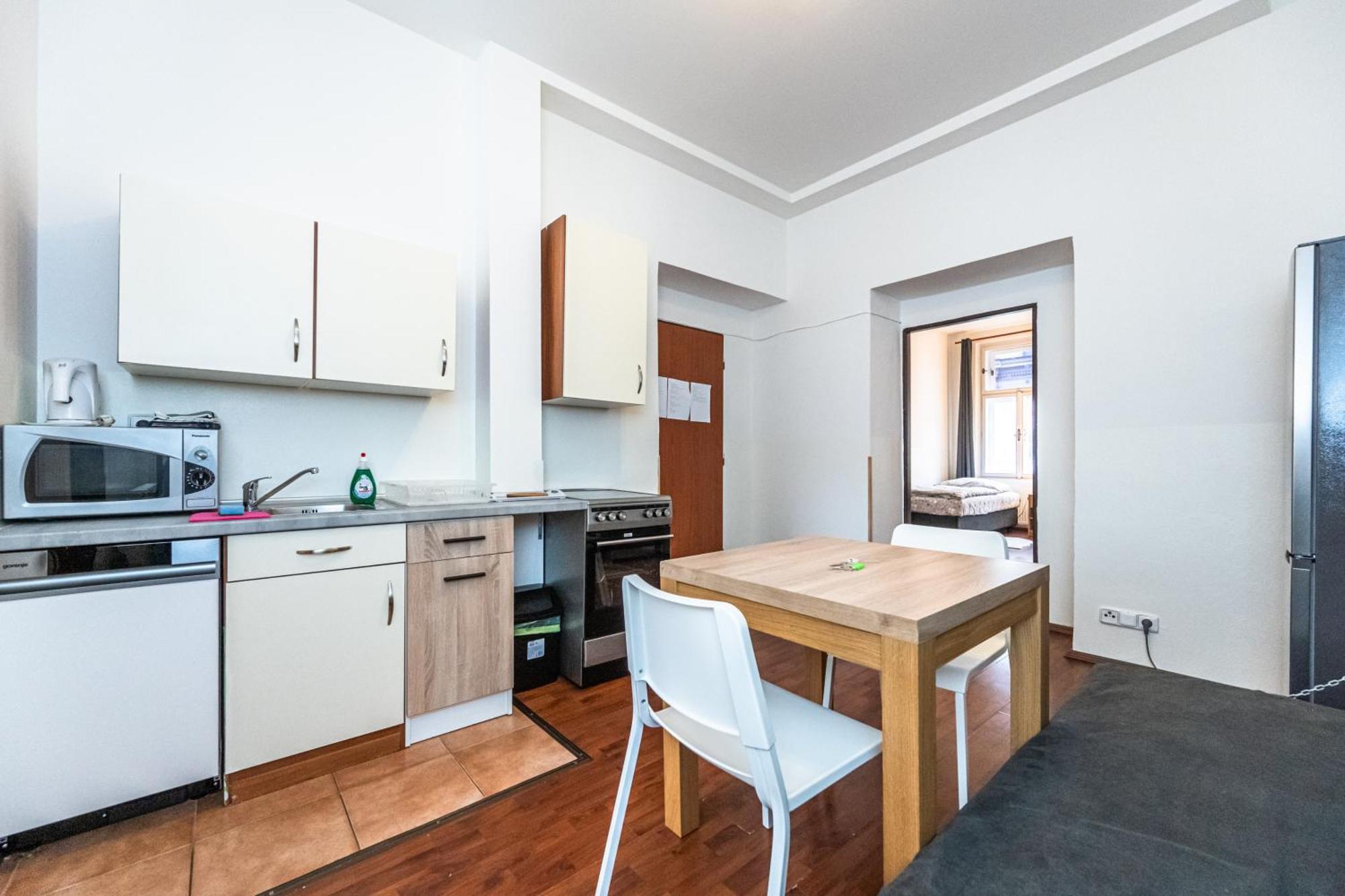 Apartments Kamenicka 23 Praga Zewnętrze zdjęcie